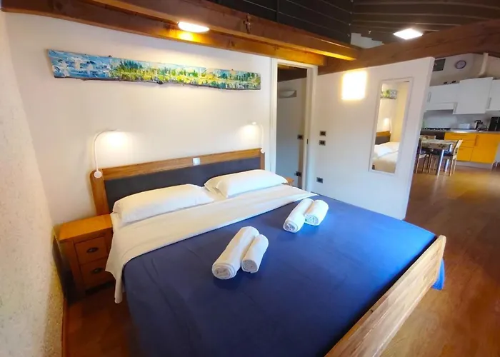 Aly D'angelo - Im Turm By Interhome * Bardolino