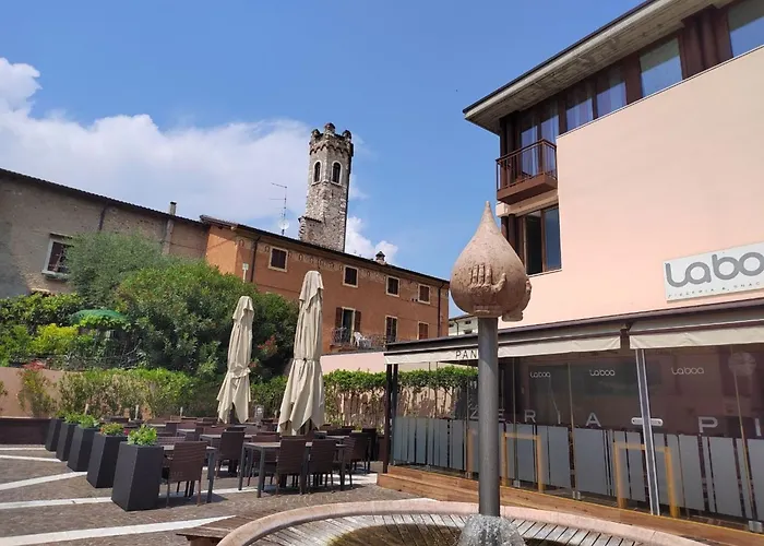 Lägenhet Aly D'angelo - Im Turm By Interhome