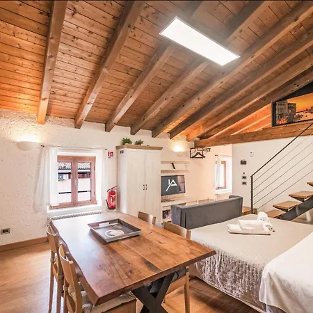 Aly D'angelo - Im Turm By Interhome * Bardolino